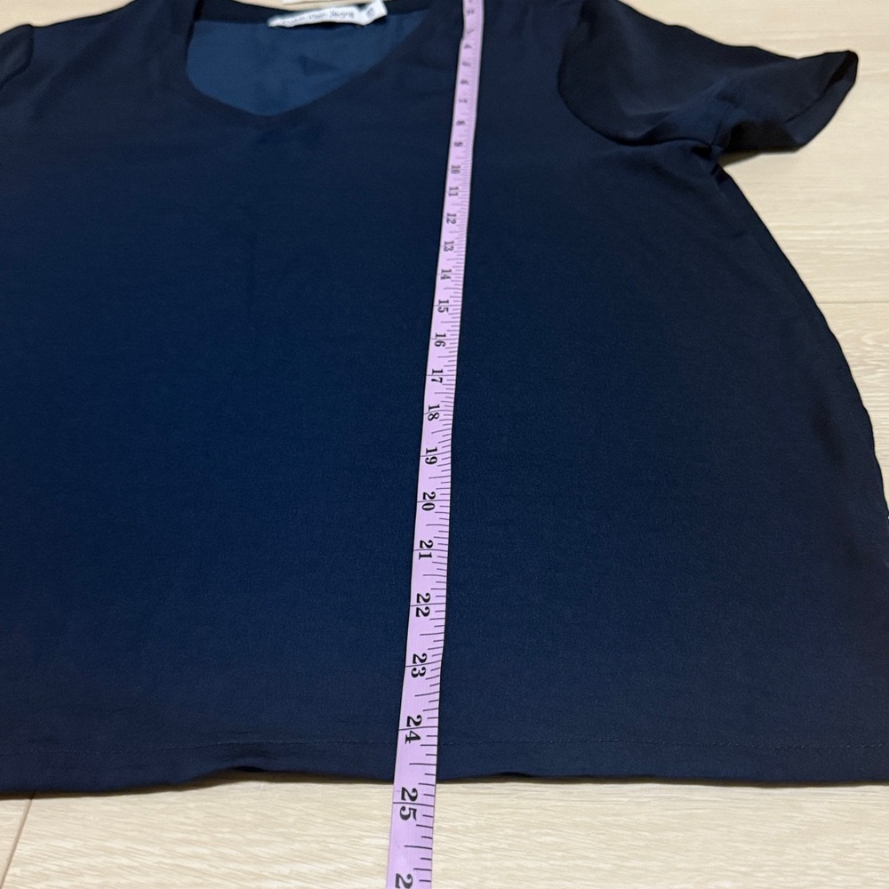 Calvin Klein Navy Blue Women's V-Neck Top - Picture 5 of 6